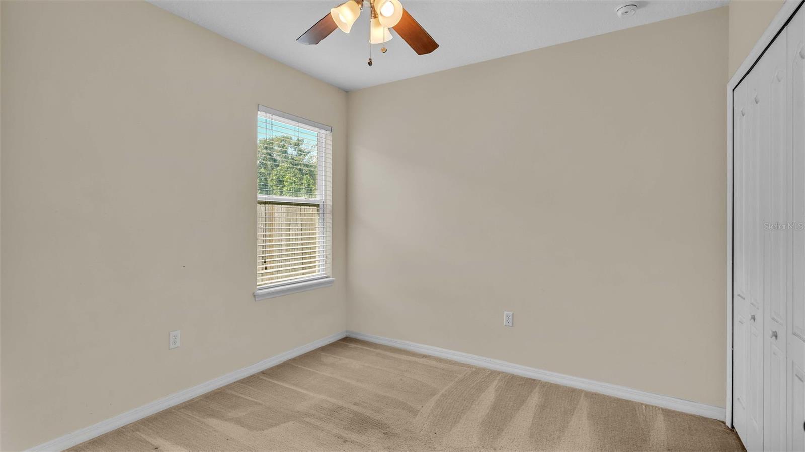 GLENBROOK CHASE - Residential Lease