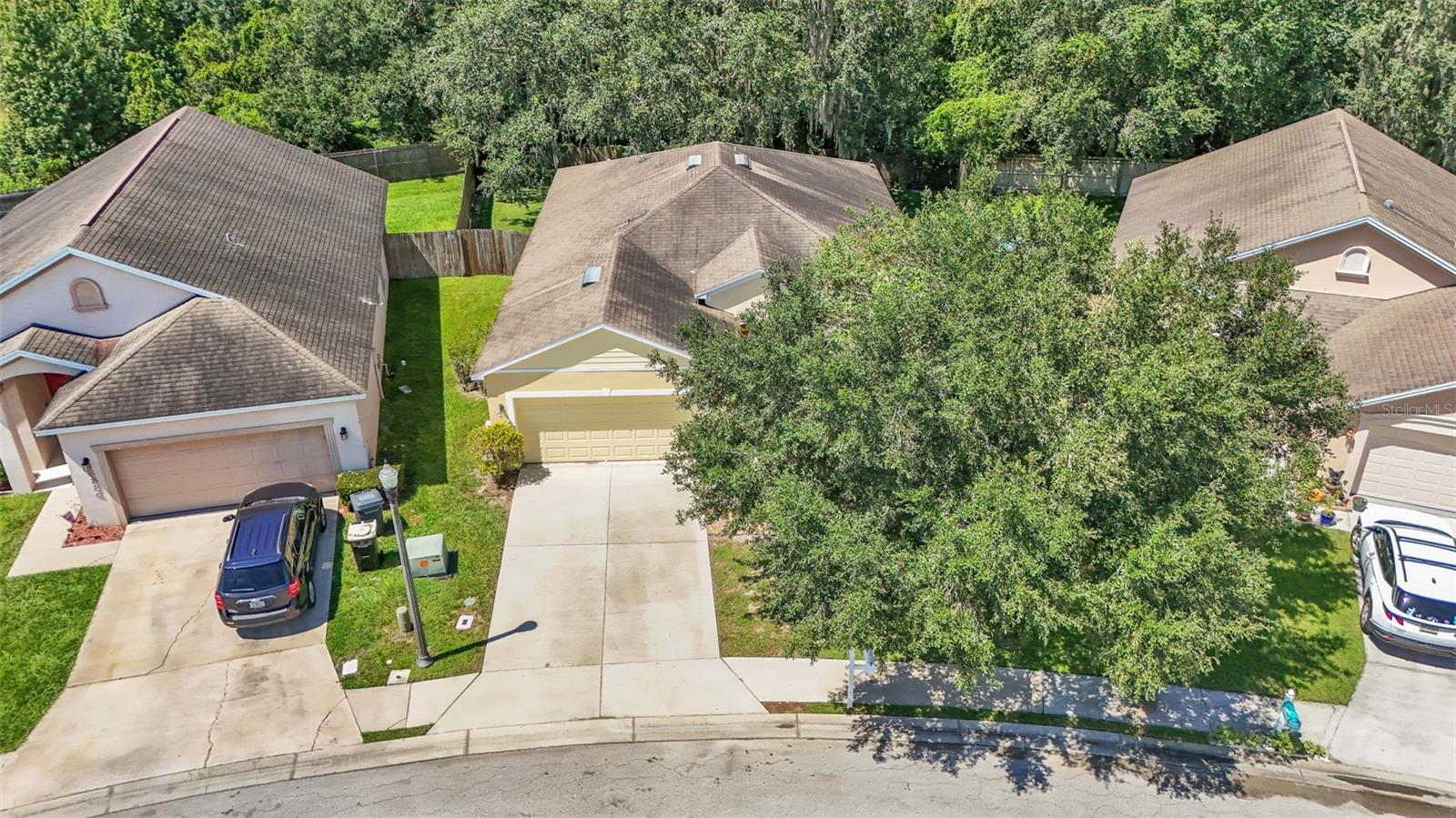 GLENBROOK CHASE - Residential Lease