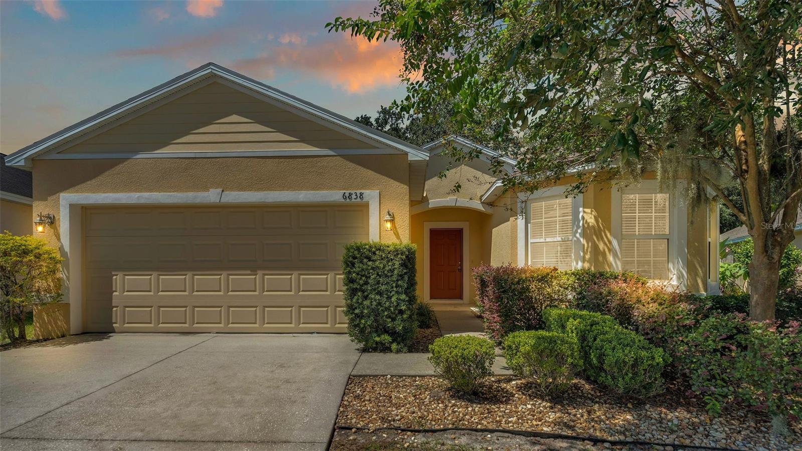 GLENBROOK CHASE - Residential Lease