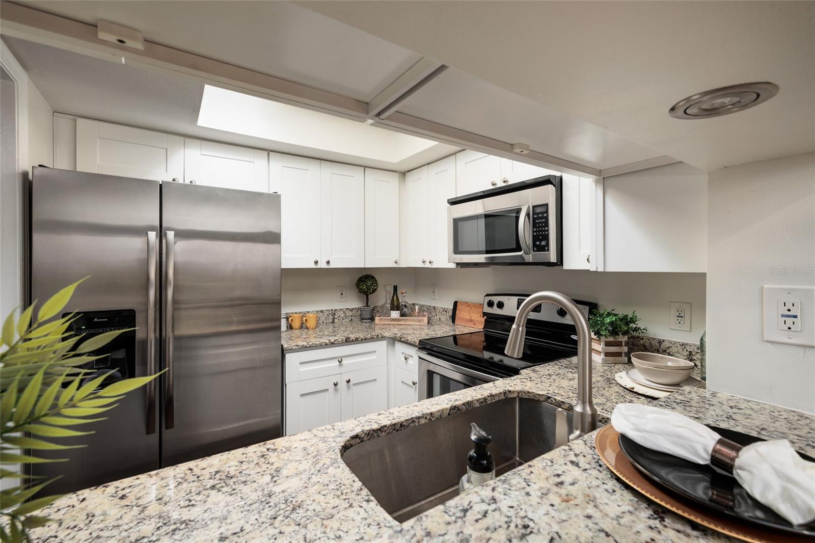 TIFFANY SUITES CONDO - Residential