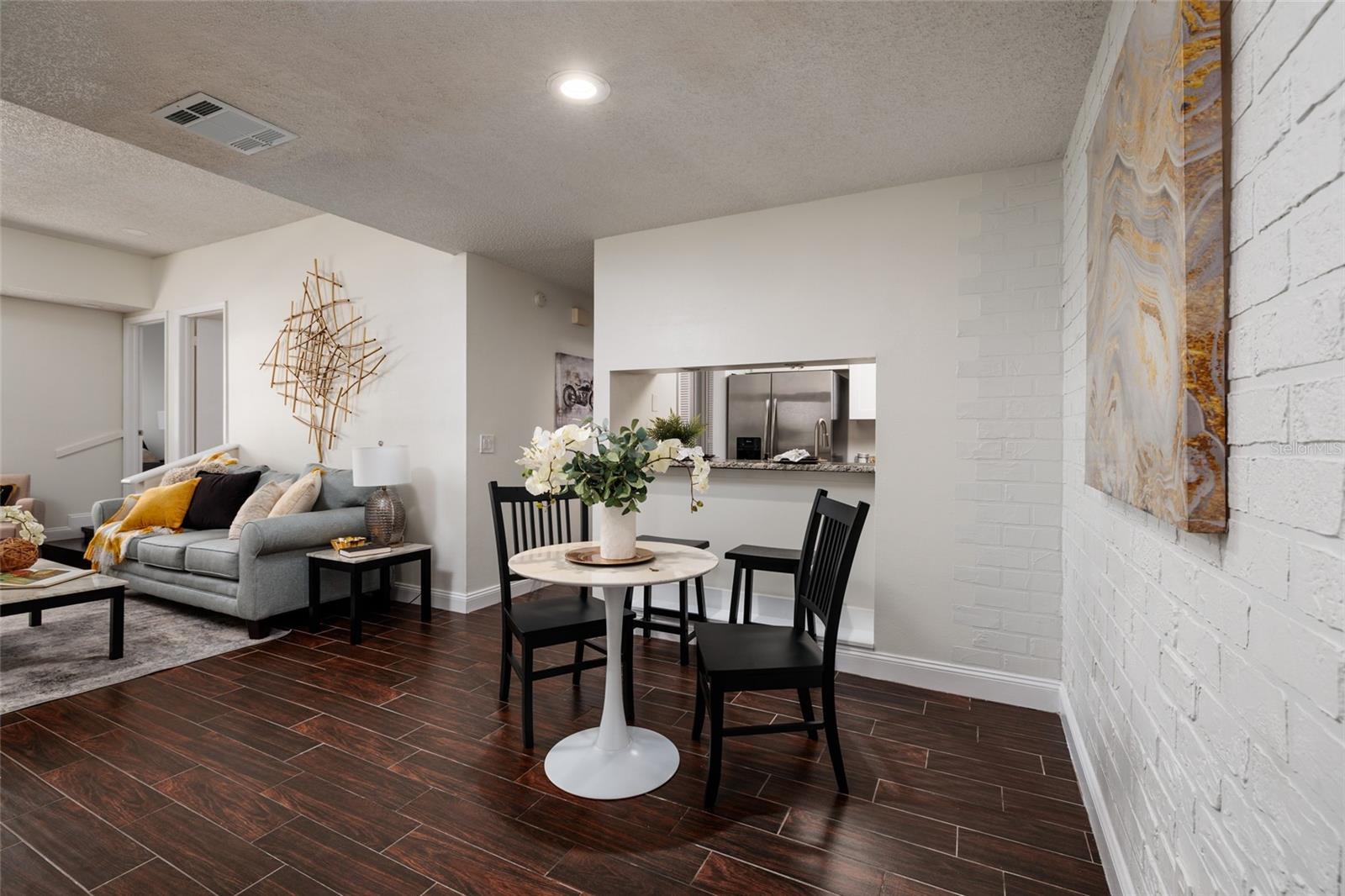 TIFFANY SUITES CONDO - Residential