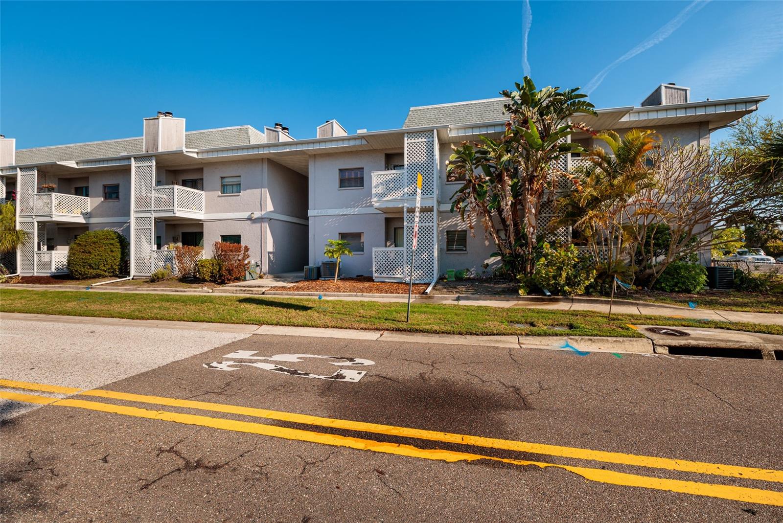 TIFFANY SUITES CONDO - Residential