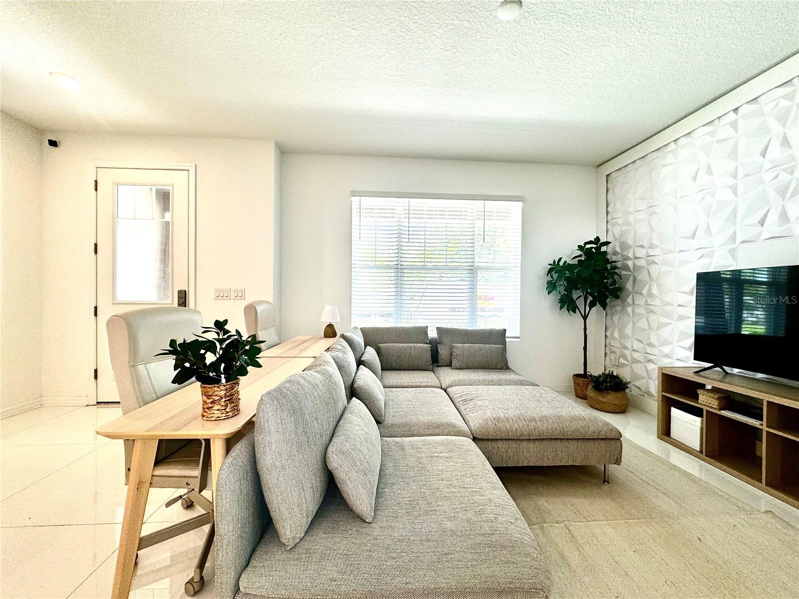 RANDAL WALK - Residential Lease
