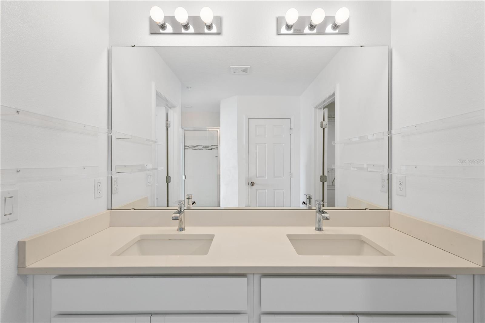 RANDAL WALK - Residential Lease