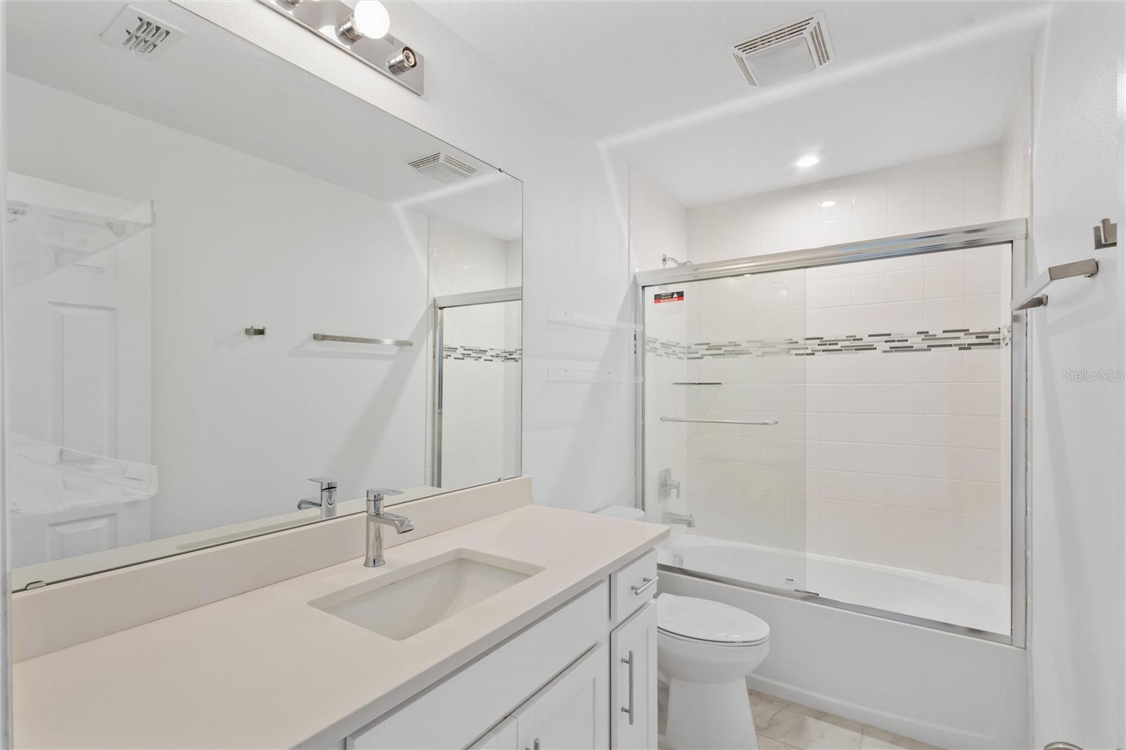 RANDAL WALK - Residential Lease