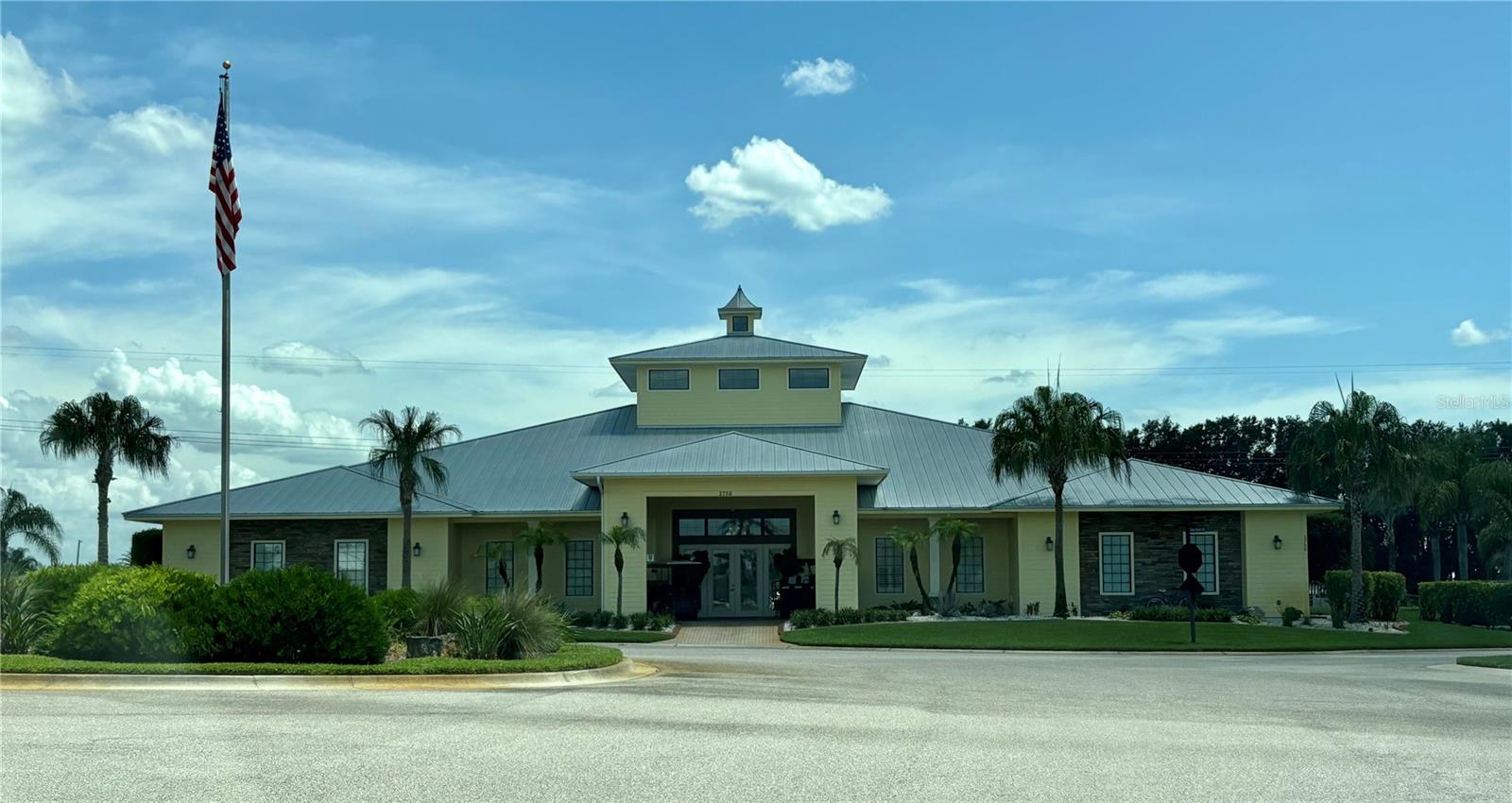BAY LAKE RESIDENCE - Land