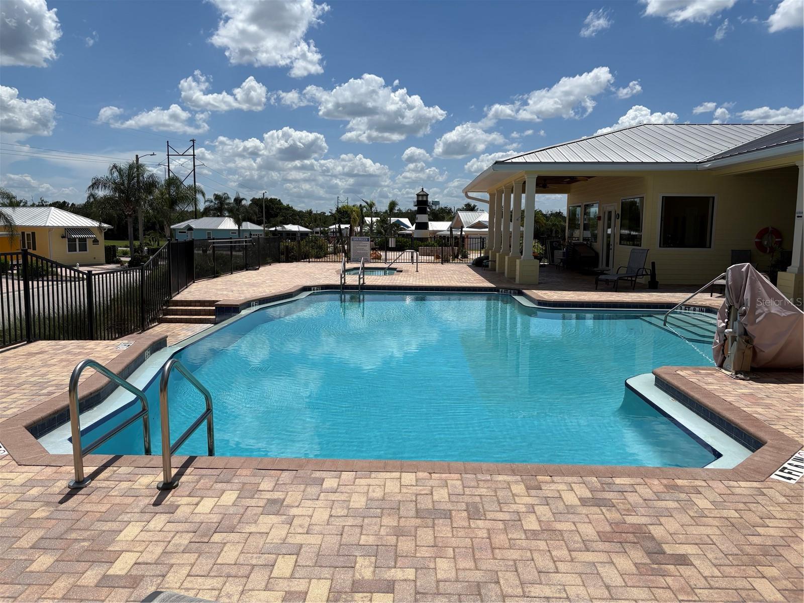 BAY LAKE RESIDENCE - Land