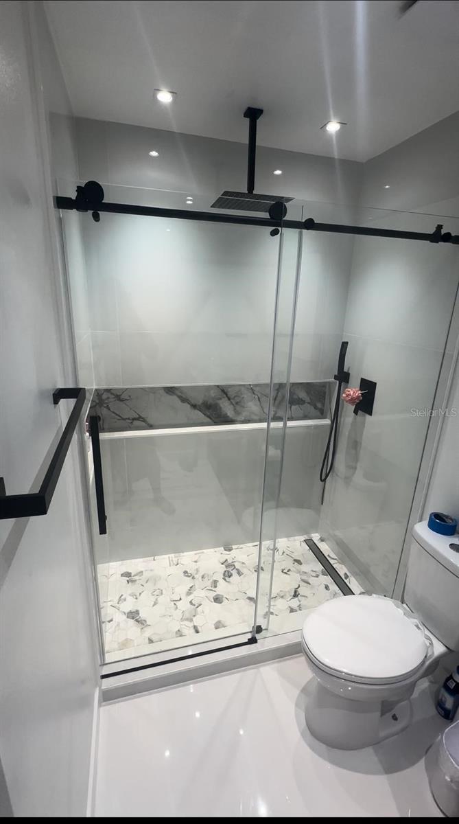OAK RDG CONDO PH 3 - Residential