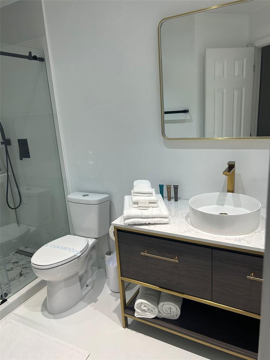 OAK RDG CONDO PH 3 - Residential