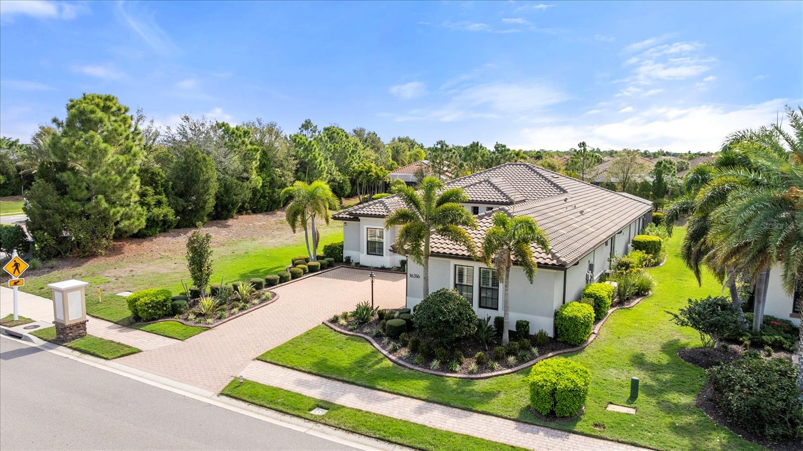 COUNTRY CLUB EAST AT LAKEWOOD RANCH - Residential
