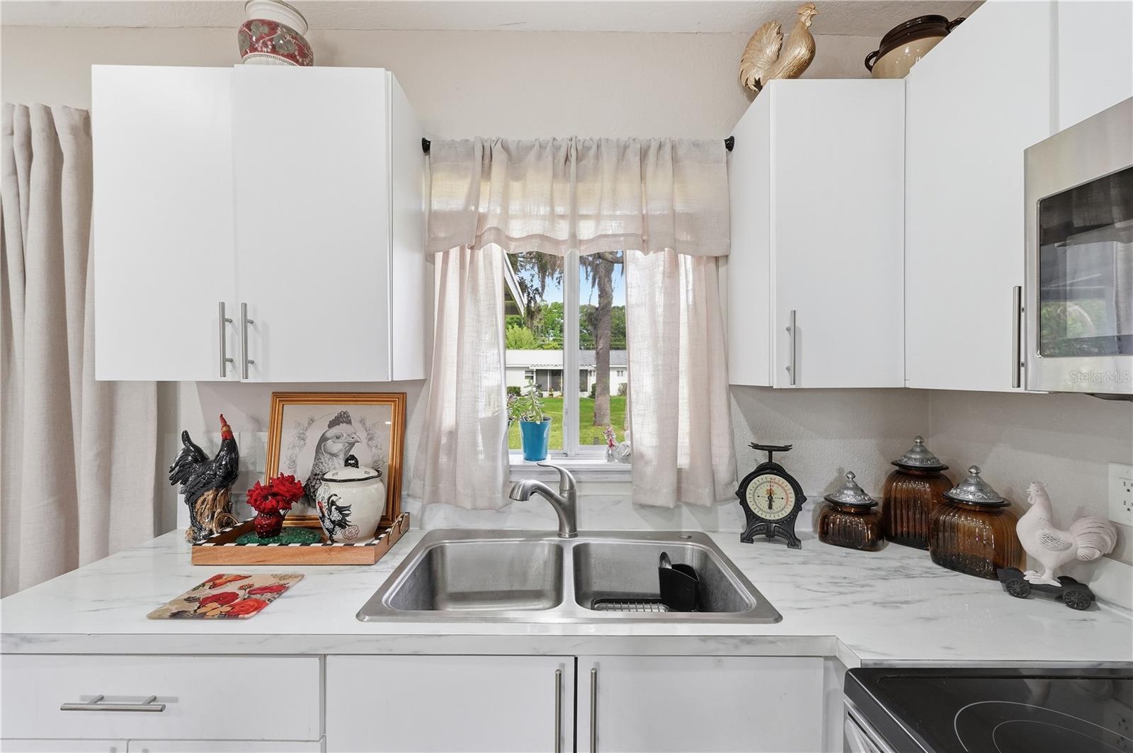 PALM CAY - Residential