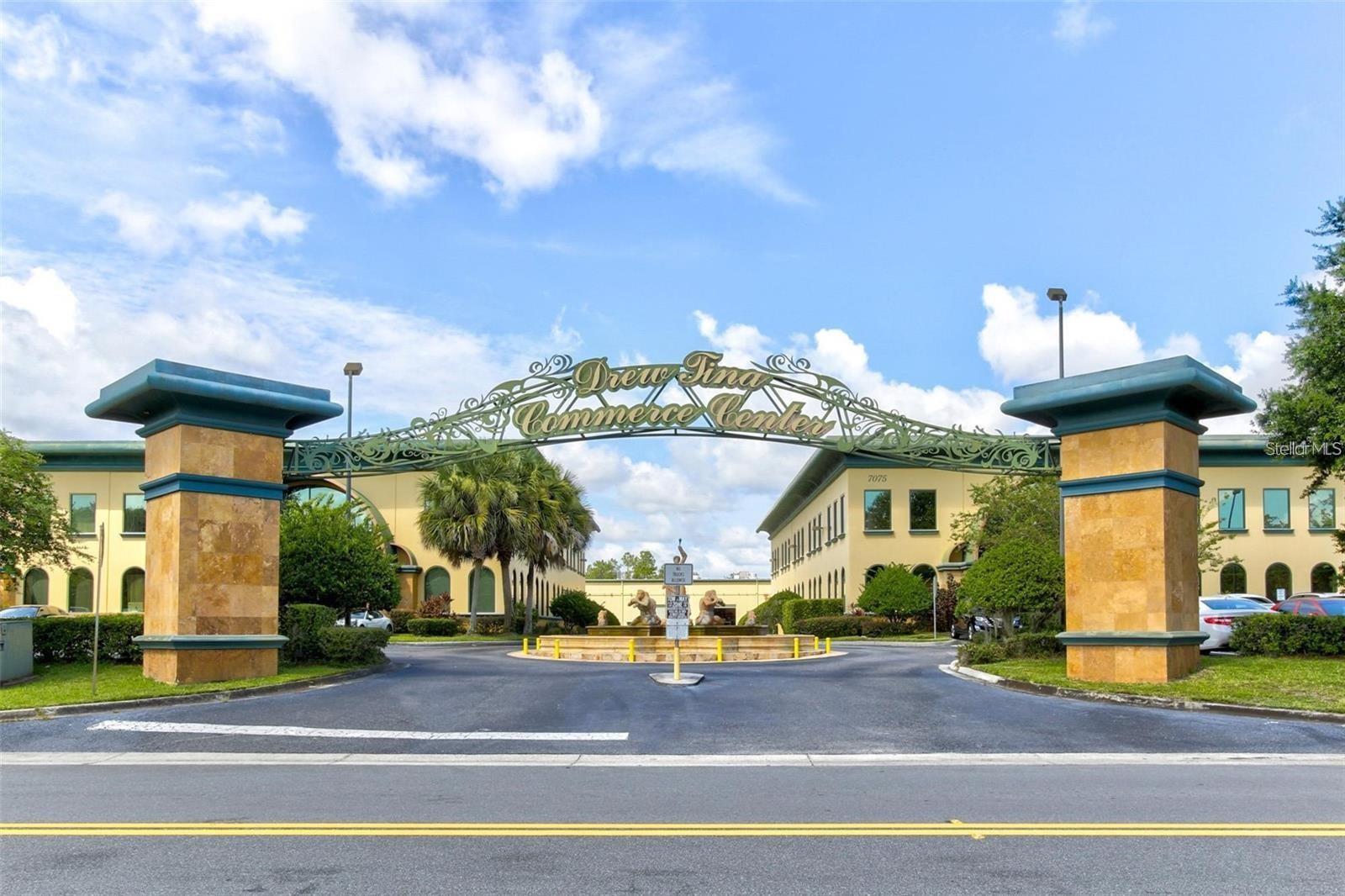 DREWTINA COMMERCE CENTER - Commercial Lease