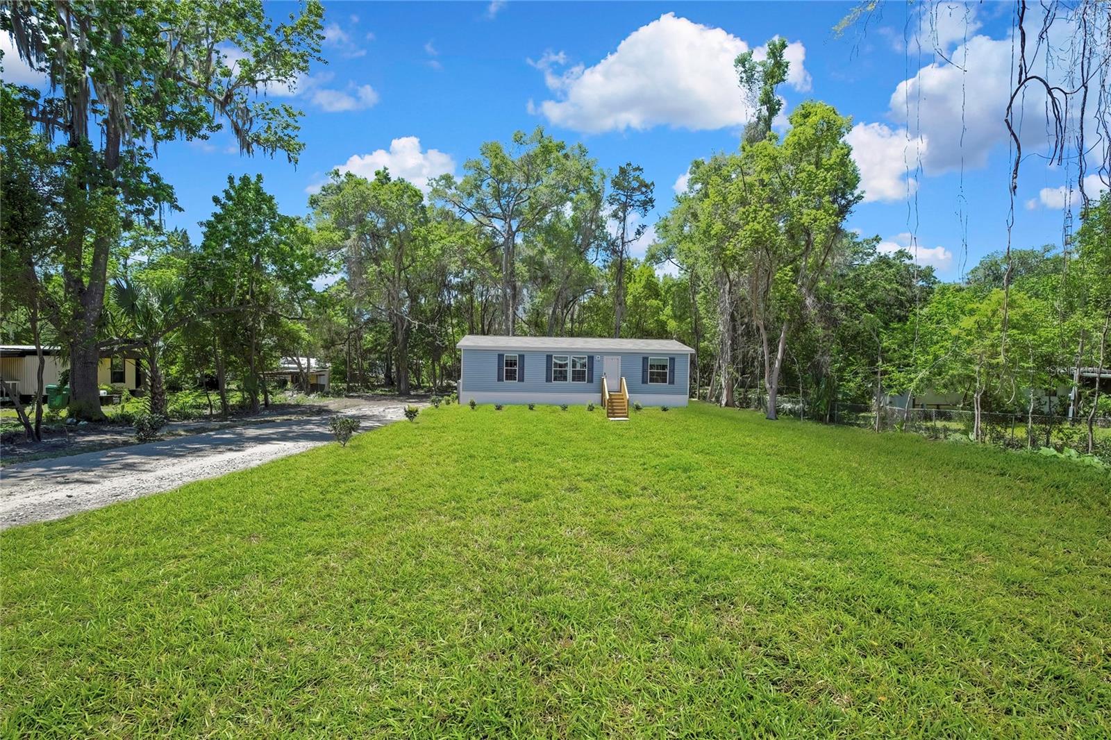 APACHE SHORES UNIT 04 - Residential