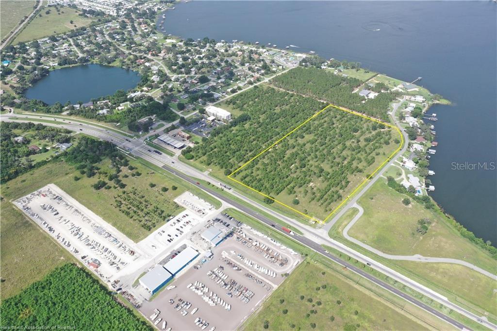 16.59 Acres with 613 feet of US 27 Frontage. Property has access to Central City water and sewer. Location is perfect as it's withing minutes of all the Town of Lake Placid. Zoned C1/R2 for commercial or residential development front half is zoned with US 27 frontage & Medium turn for easy franchise developments with real half (8+- acres) zoned multi-family for townhomes viewing down on the beautiful Lake Clay.