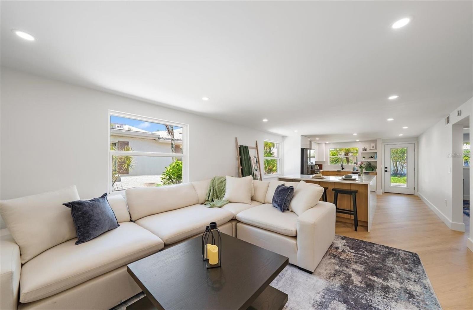 SPANISH MAIN YACHT CLUB CONDO - Residential