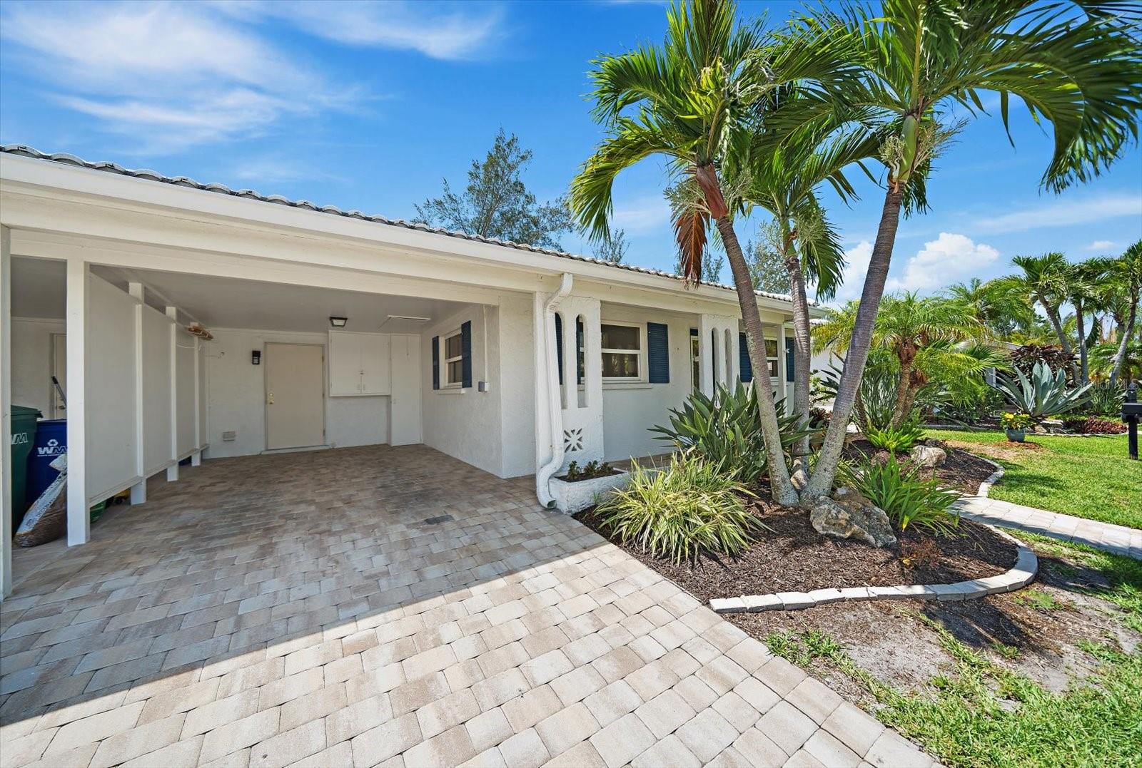 SPANISH MAIN YACHT CLUB CONDO - Residential
