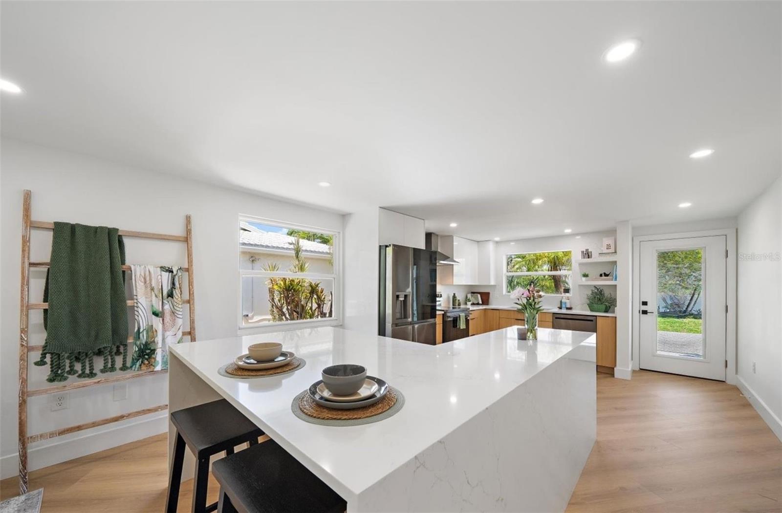 SPANISH MAIN YACHT CLUB CONDO - Residential