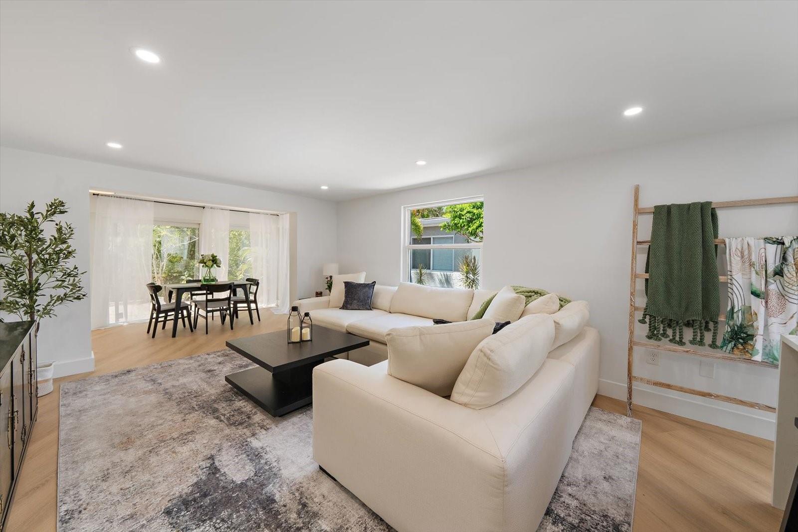 SPANISH MAIN YACHT CLUB CONDO - Residential