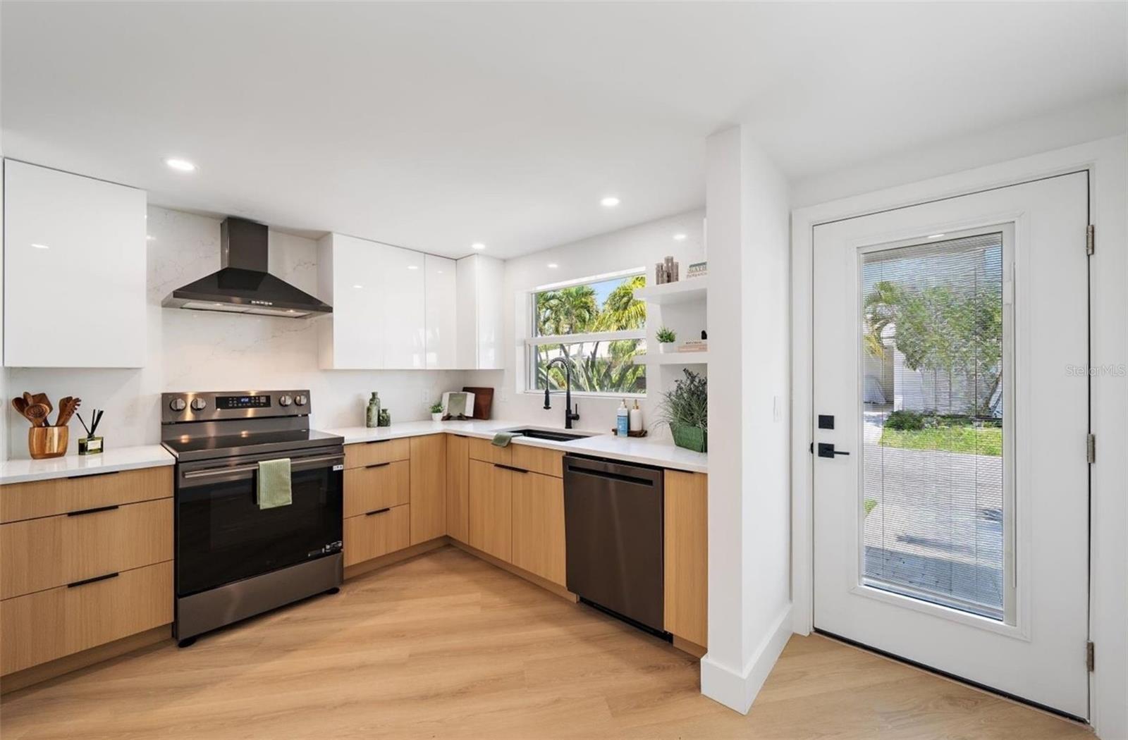 SPANISH MAIN YACHT CLUB CONDO - Residential