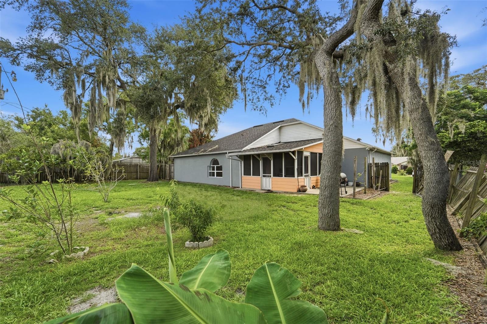 DELTONA LAKES UN 40 - Residential