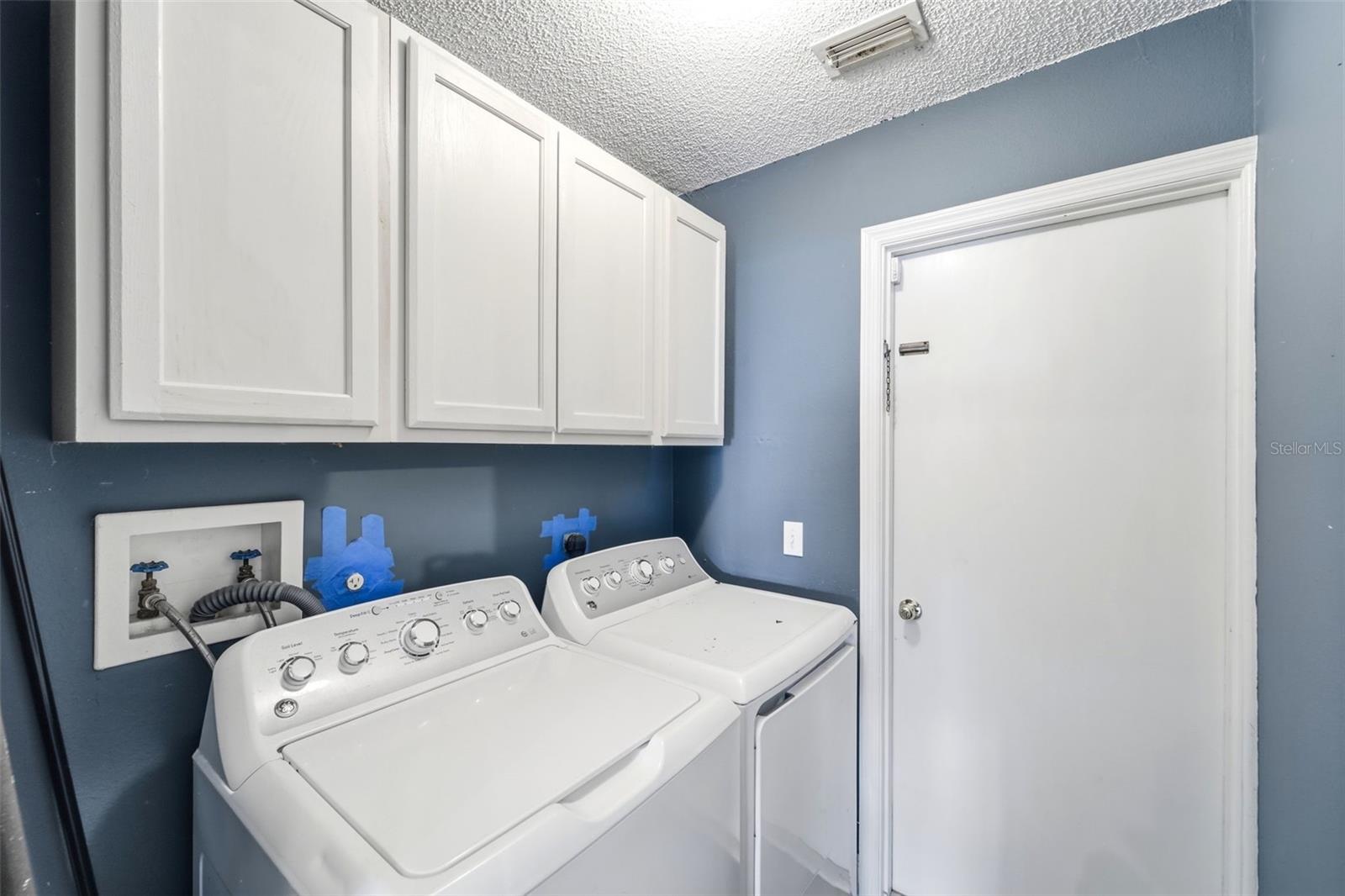 DELTONA LAKES UN 40 - Residential