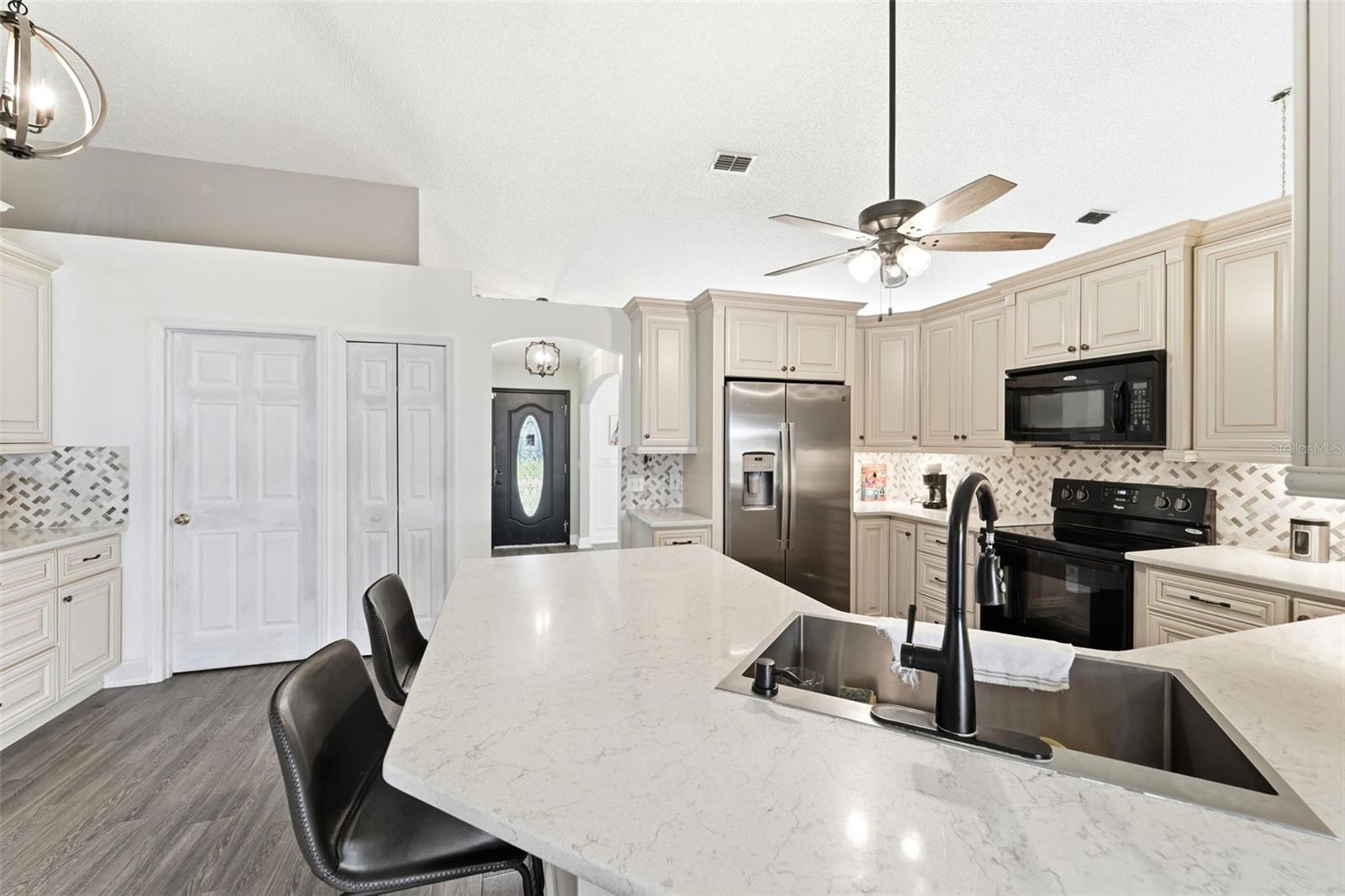 DELTONA LAKES UN 40 - Residential