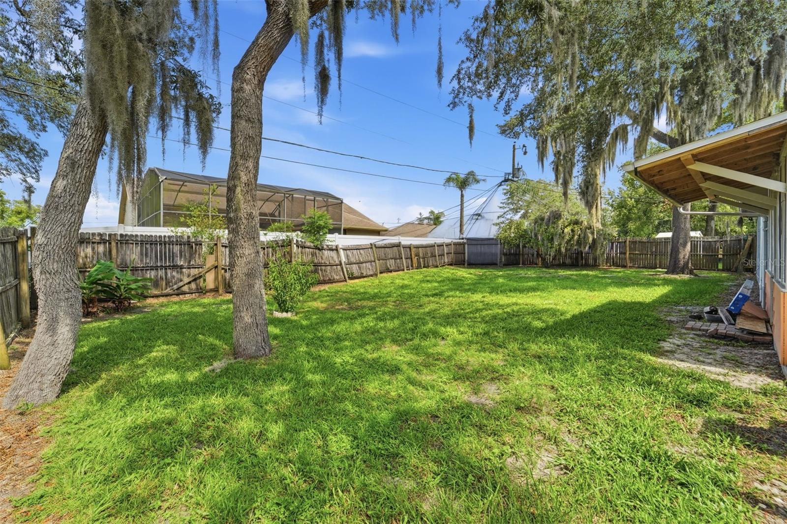 DELTONA LAKES UN 40 - Residential