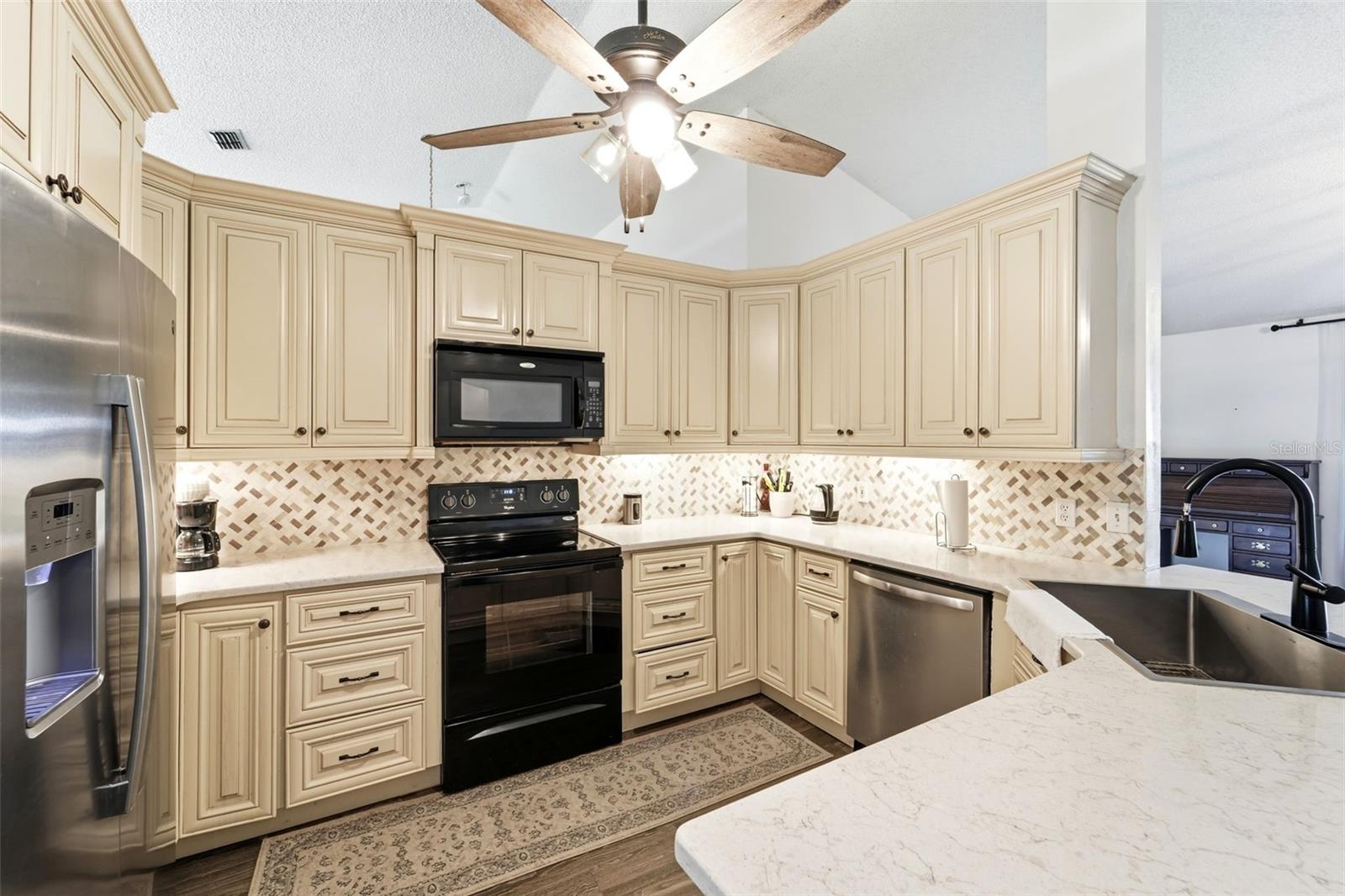 DELTONA LAKES UN 40 - Residential