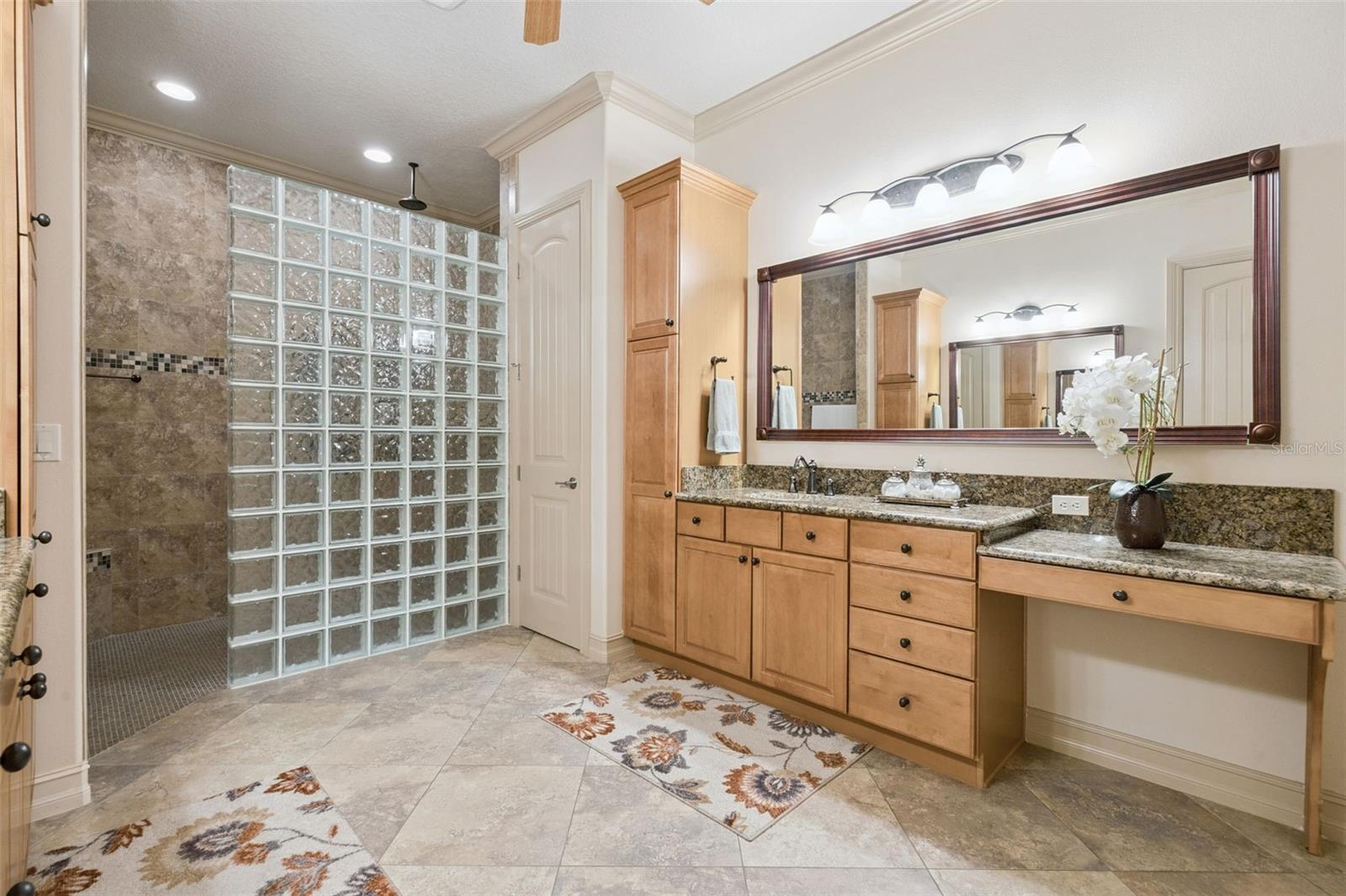 BAY LAKE RANCH UNIT 3 - Residential