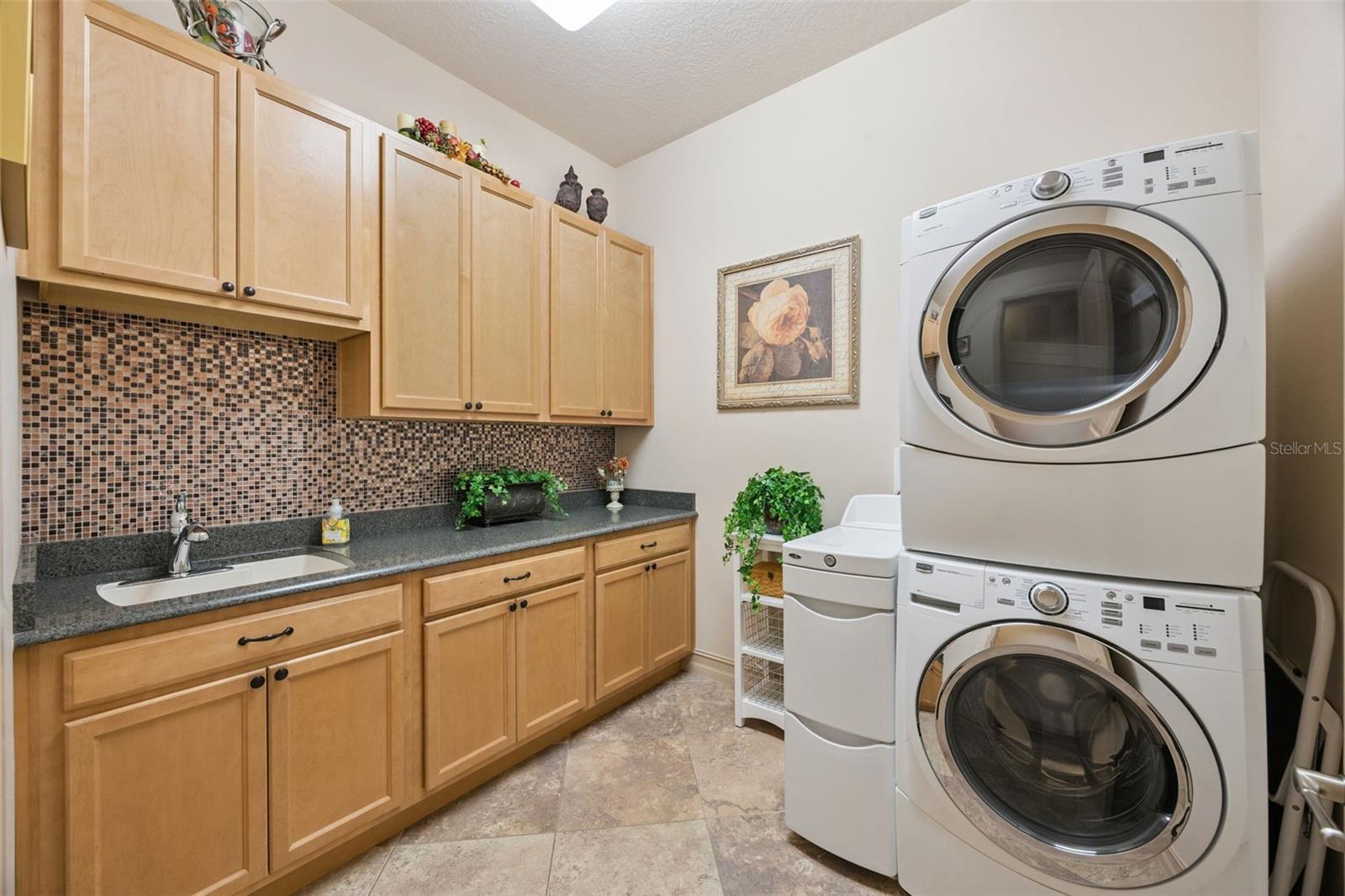 BAY LAKE RANCH UNIT 3 - Residential