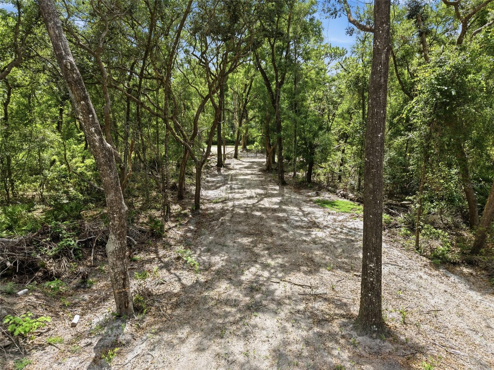 DRUMMOND ESTATES - Land
