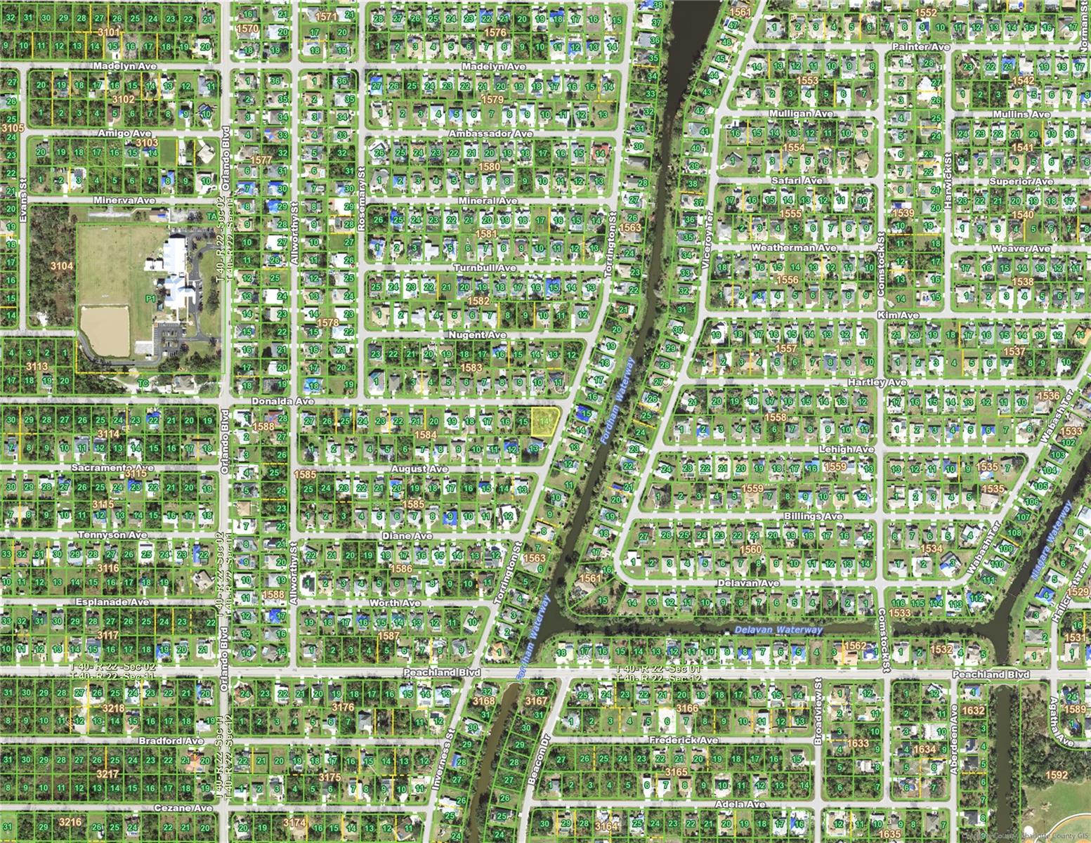 PORT CHARLOTTE SEC 015 - Land