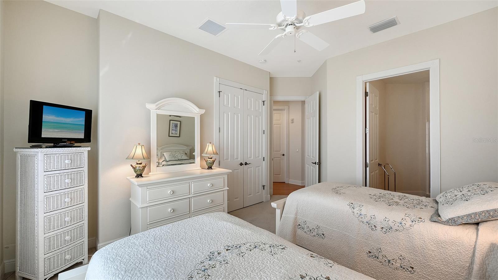 GRANDE OAKS PRESERVE - Residential