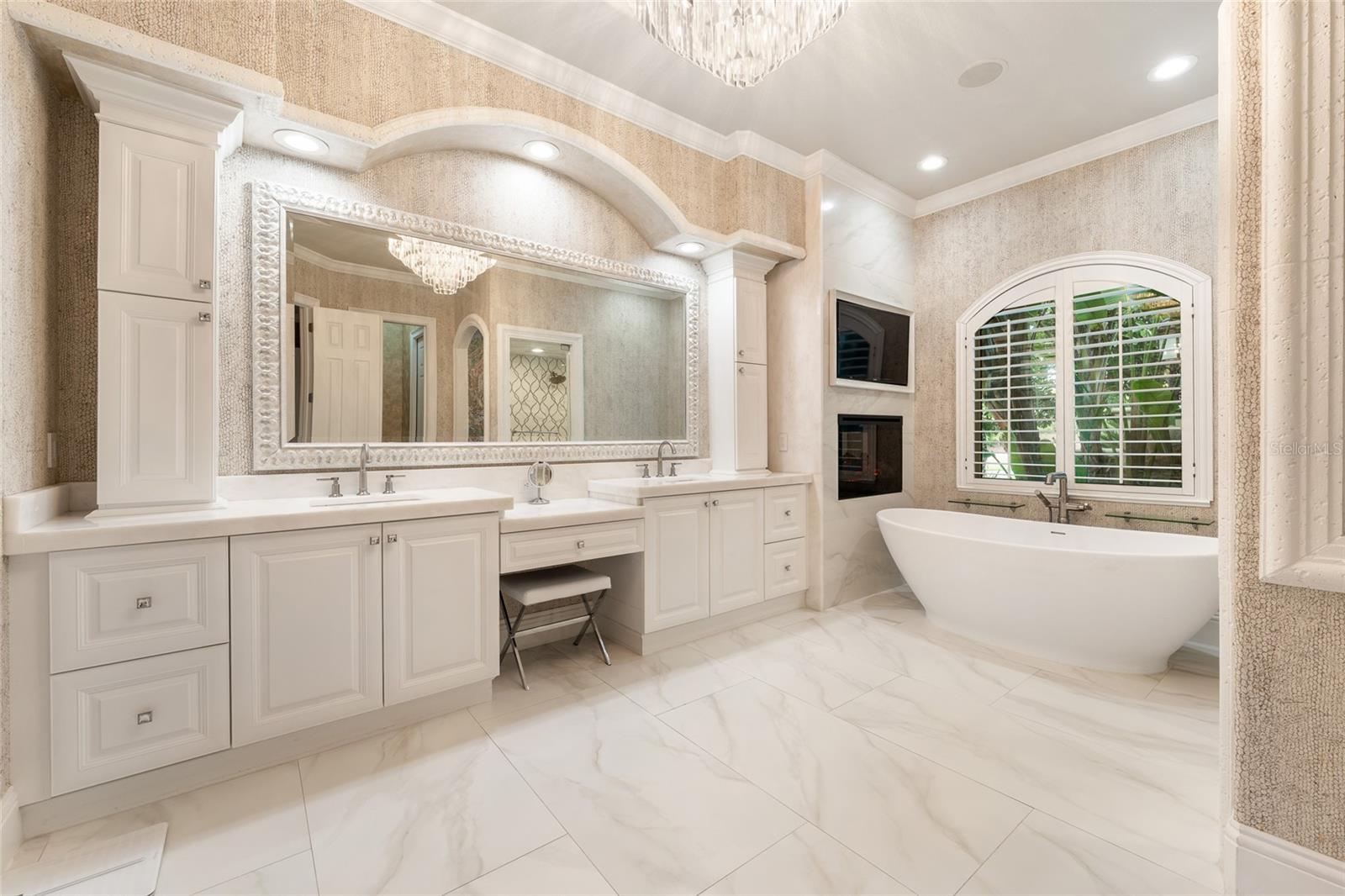 WATERS EDGE BOCA POINTE AT TURTLE CREEK - Residential