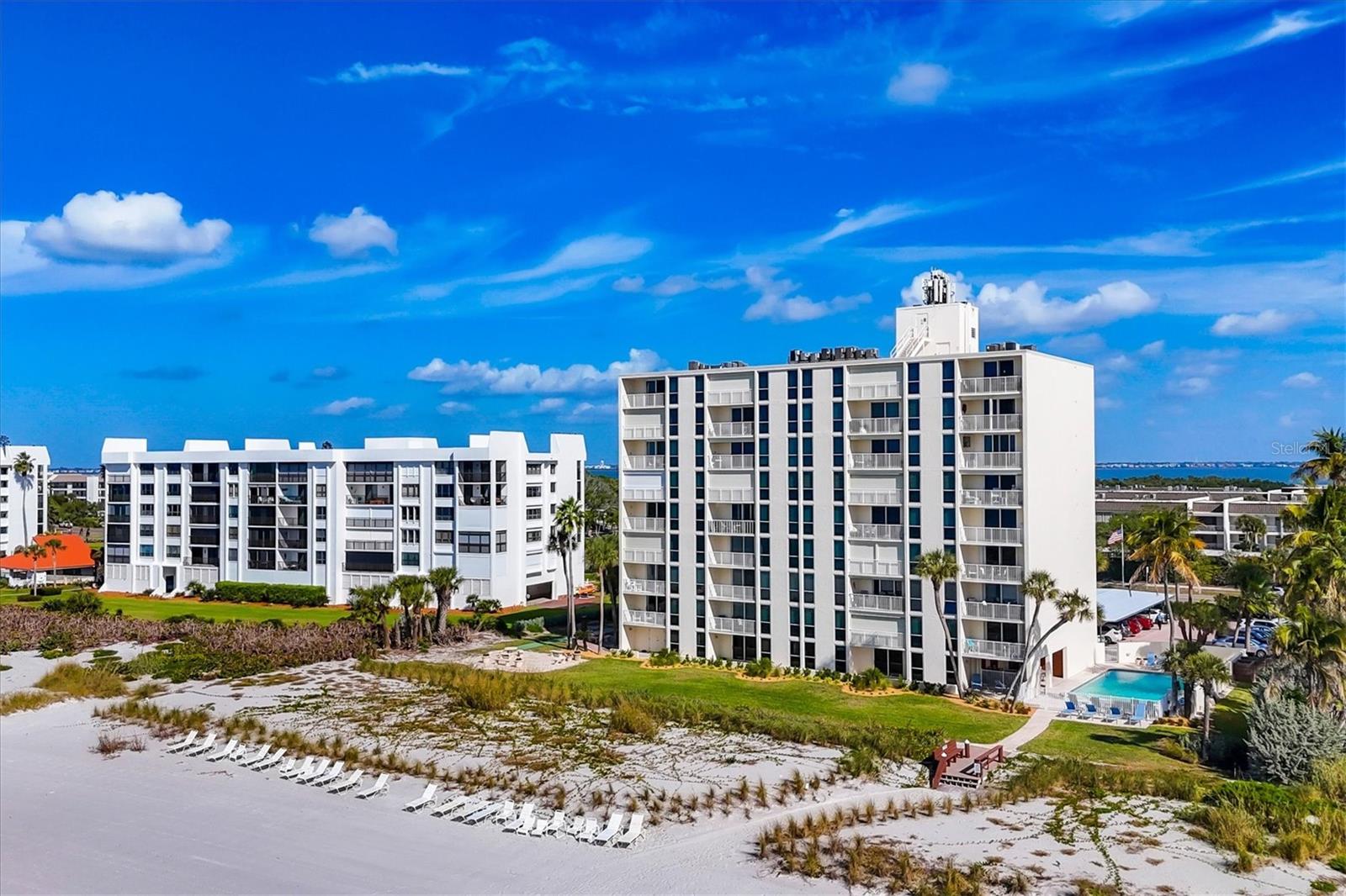 ARBOMAR APTS - Residential