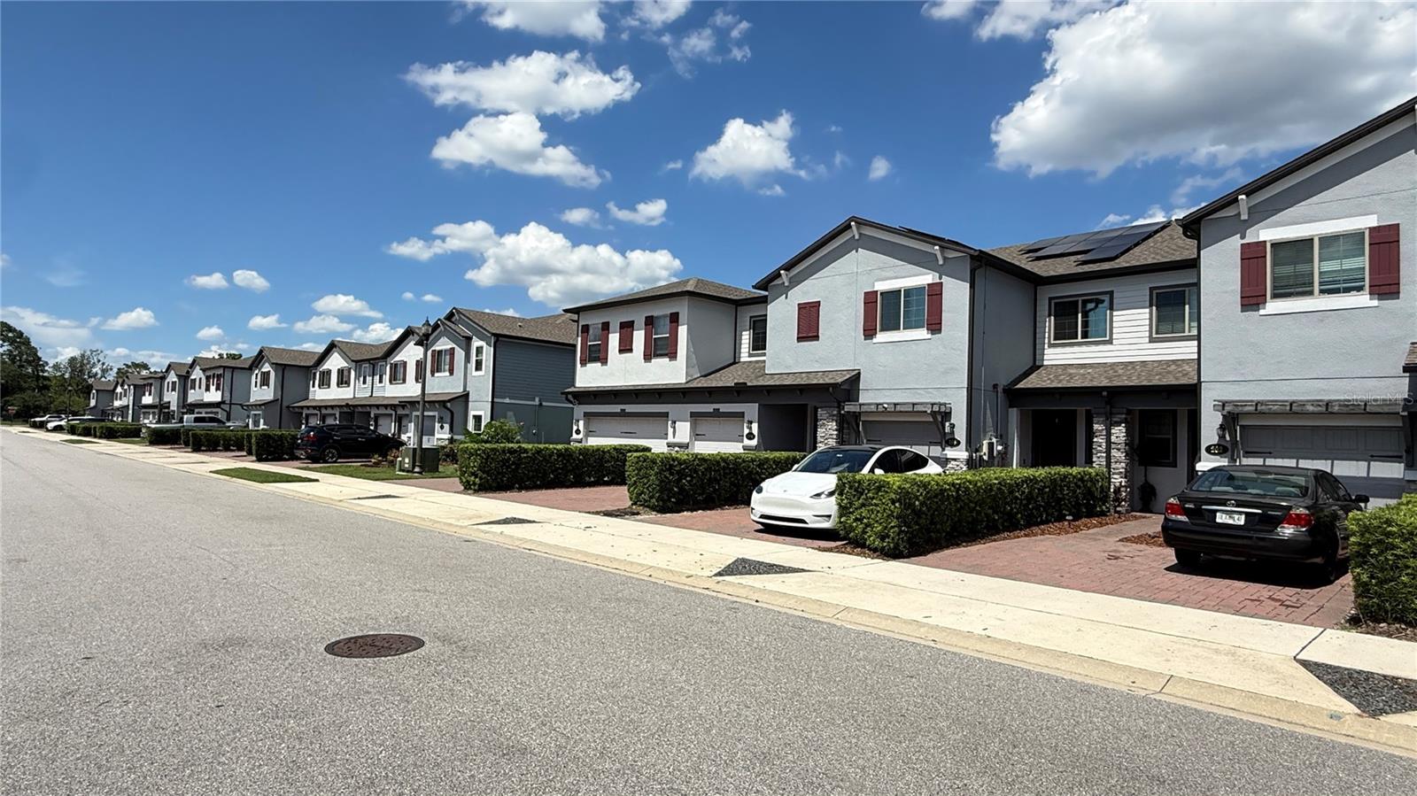 TOWNS AT WHITE CEDAR - Residential