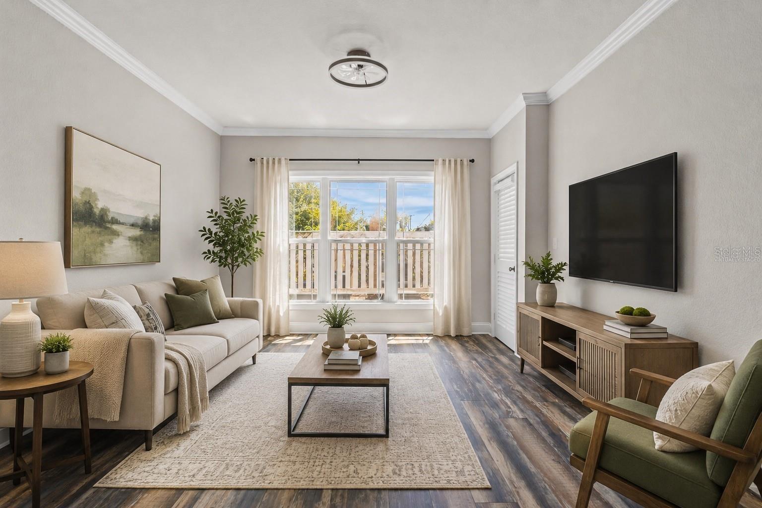 RESIDENCE AT RENAISSANCE - Residential Lease
