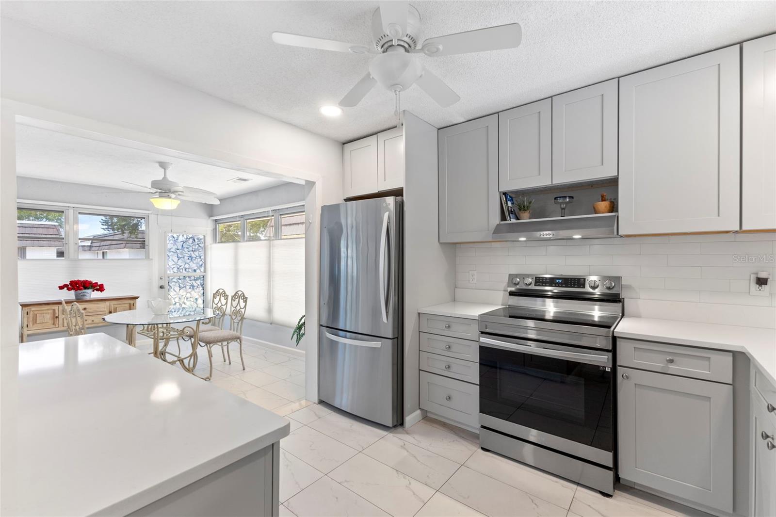 GLEN OAKS RIDGE VILLAS 1 - Residential