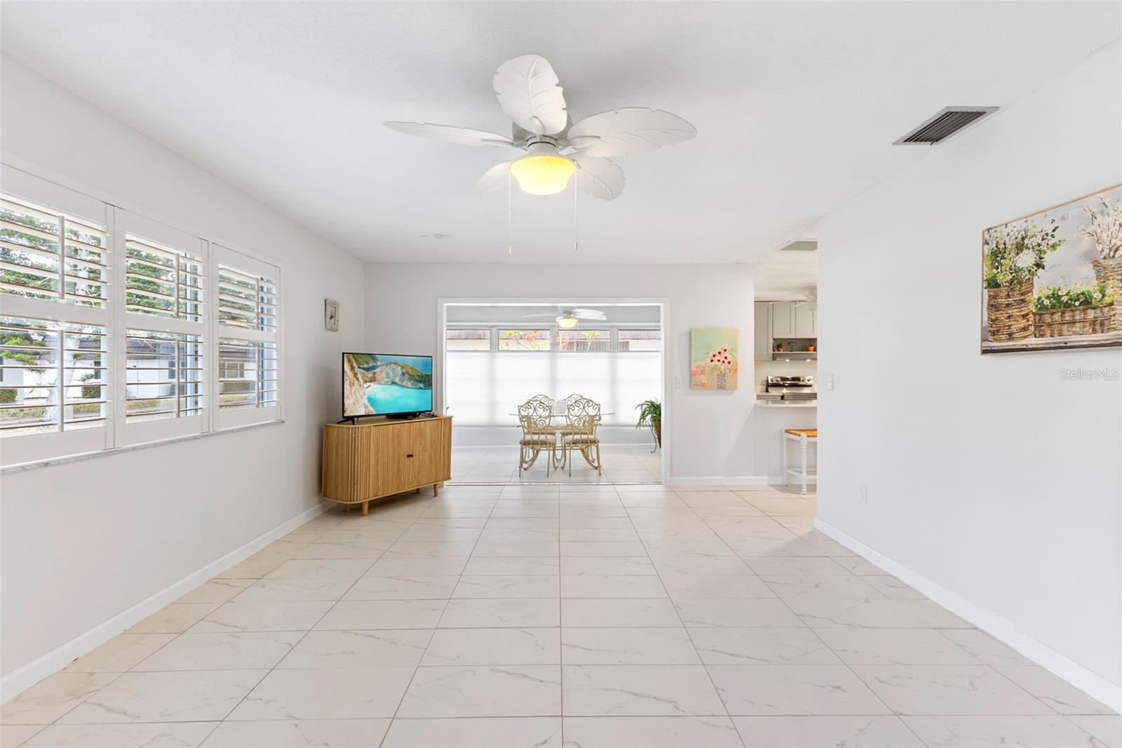 GLEN OAKS RIDGE VILLAS 1 - Residential