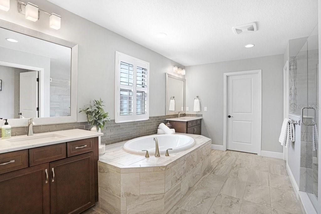 STARKEY RANCH VILLAGE - Residential
