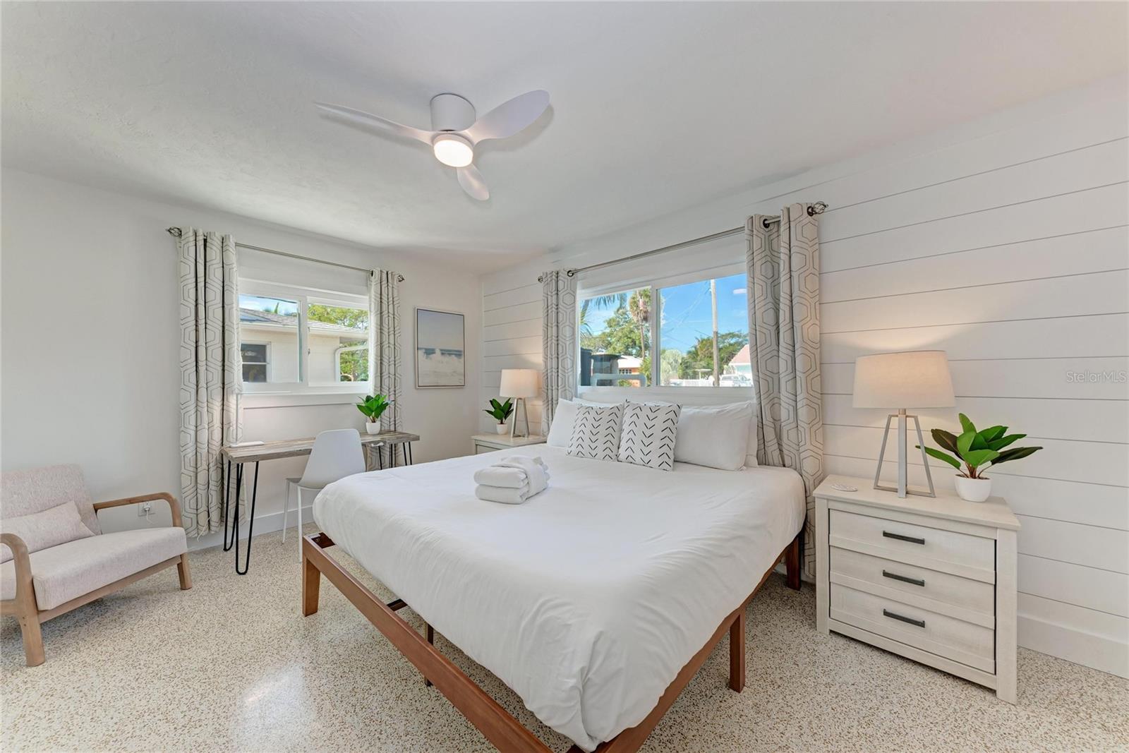 LAKE LA VISTA SUB, REP OF - Residential