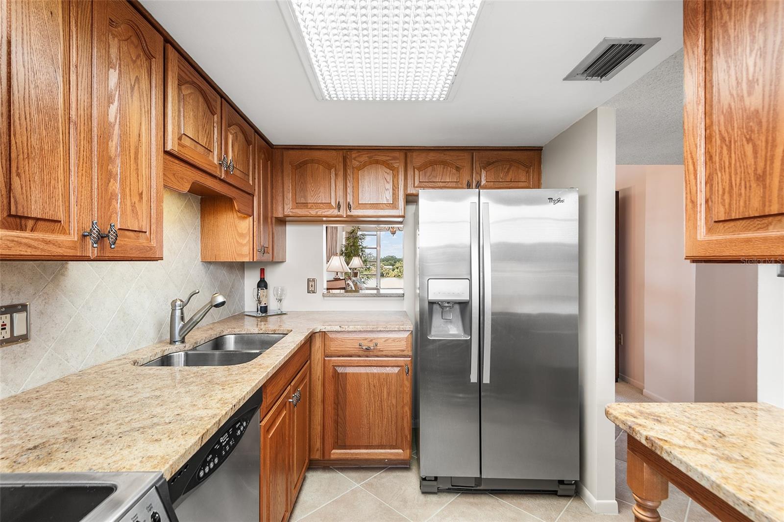 SPRING LAKE TOWERS - Residential