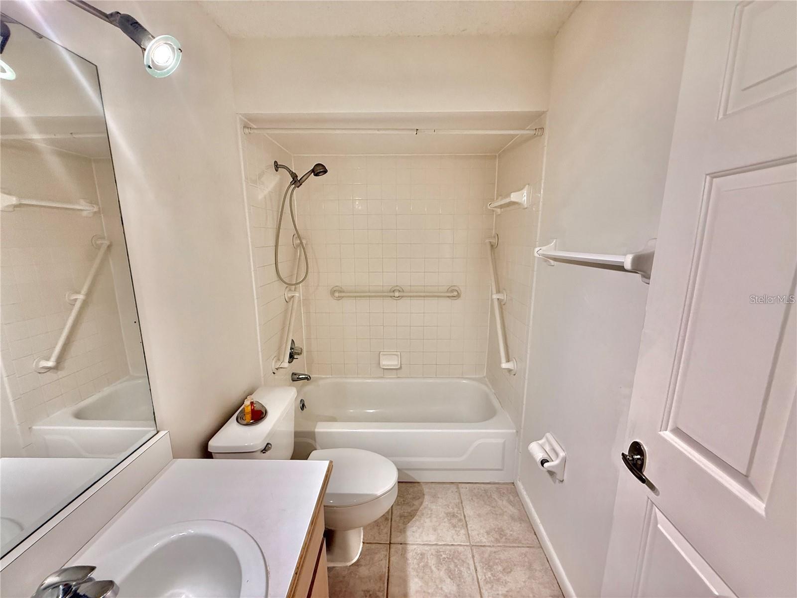 LAKESIDE/MATANZAS SHORES - Residential Lease