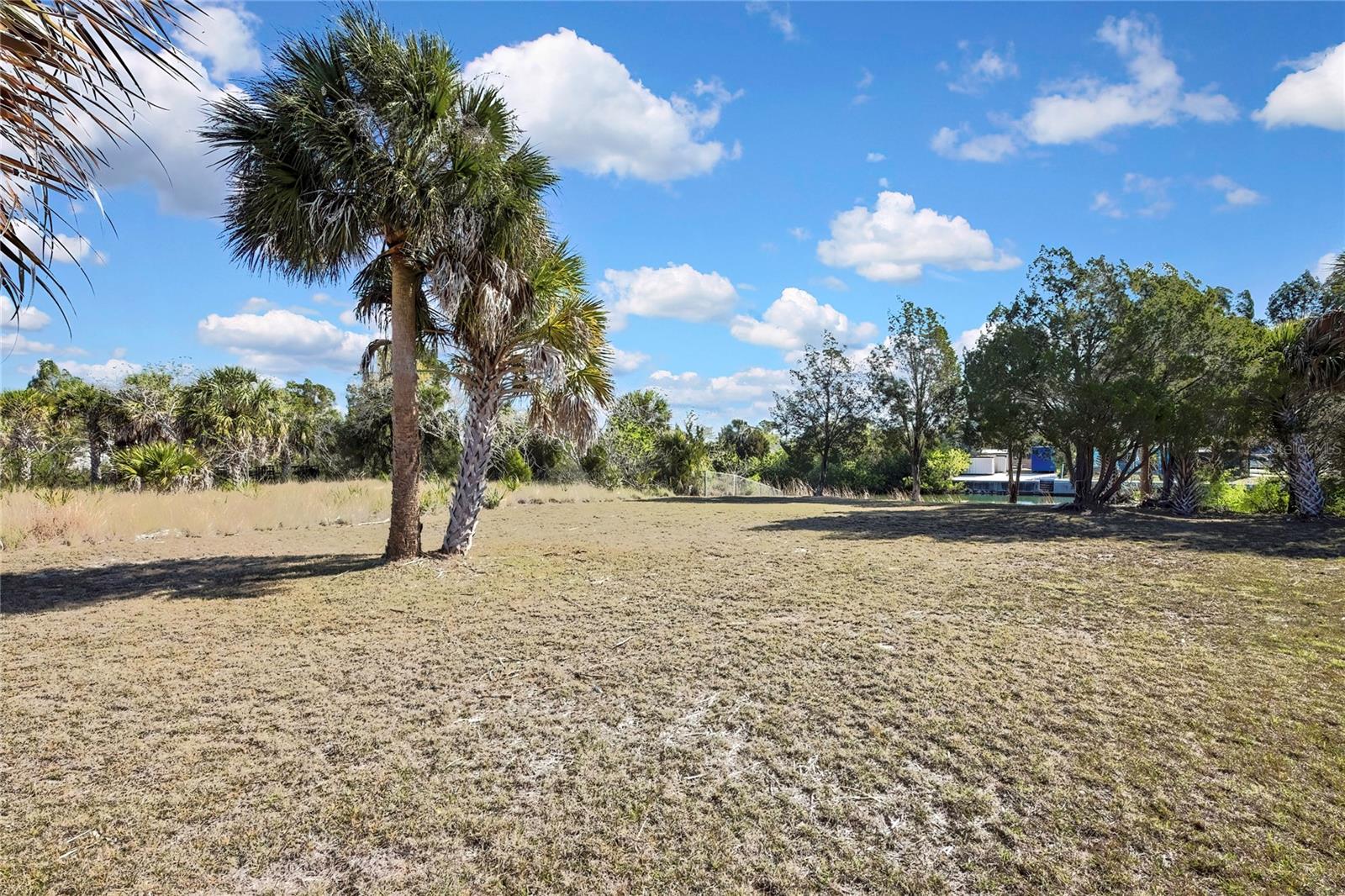HERNANDO BEACH - Land