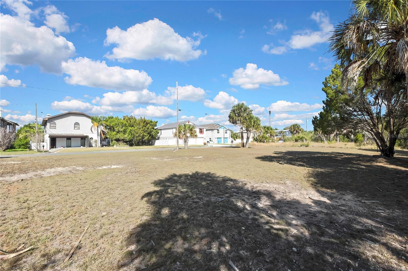 HERNANDO BEACH - Land