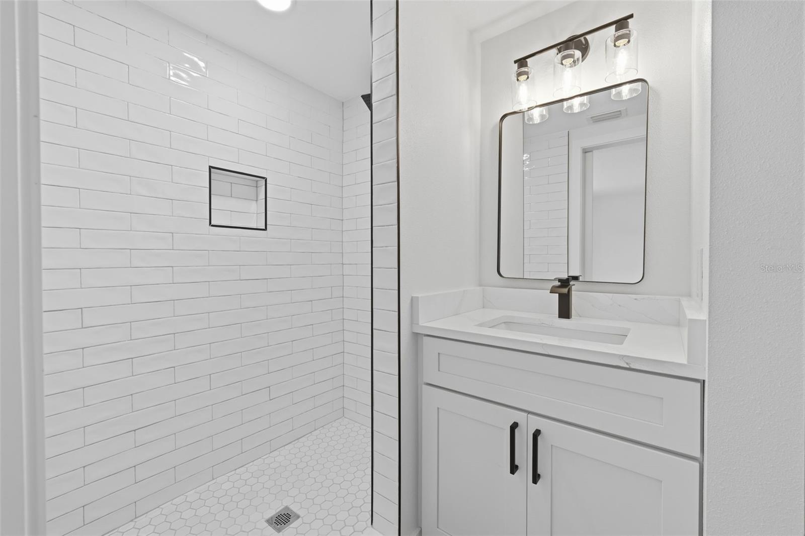 GANDY GARDENS 4 - Residential