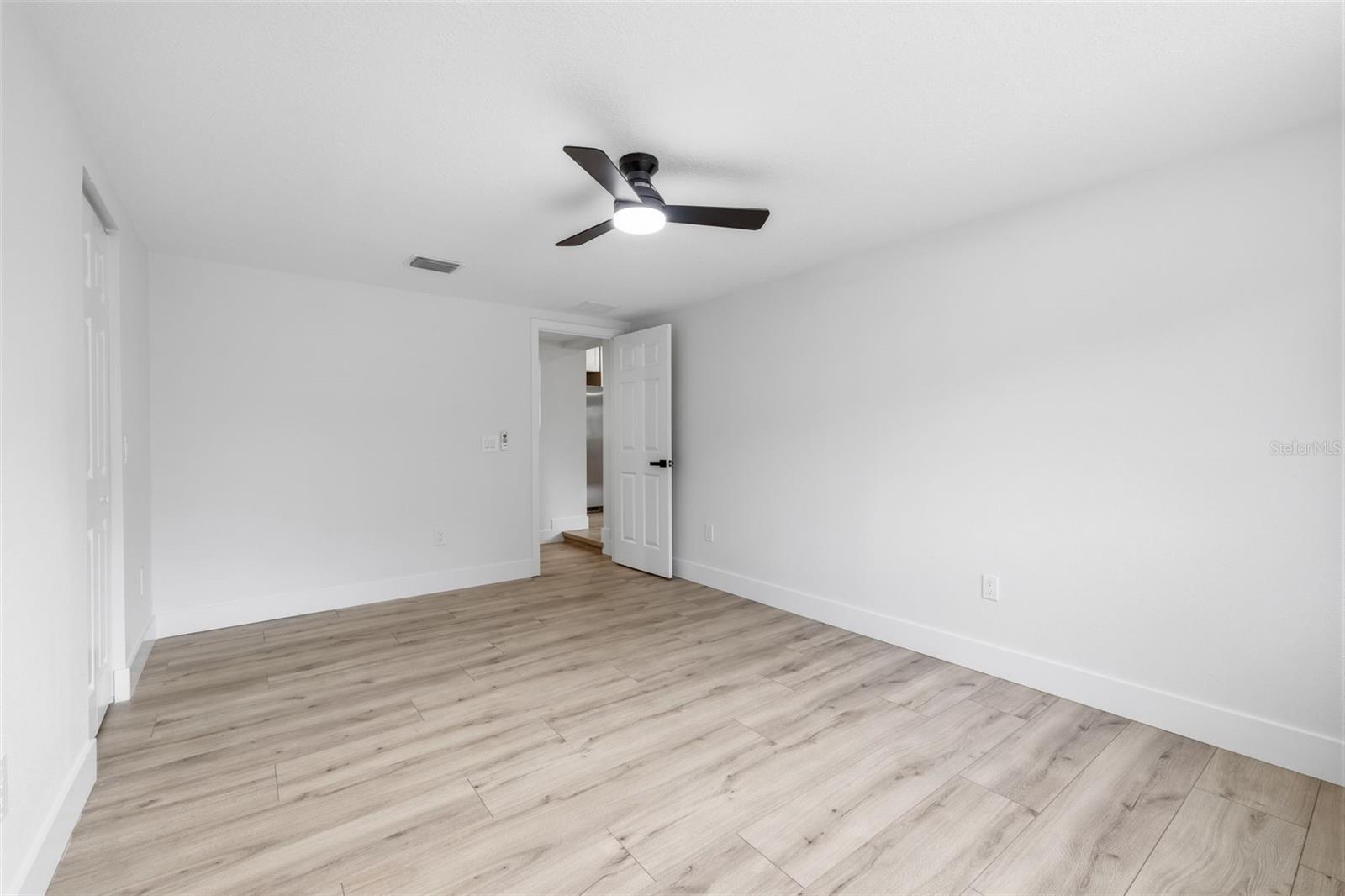 GANDY GARDENS 4 - Residential