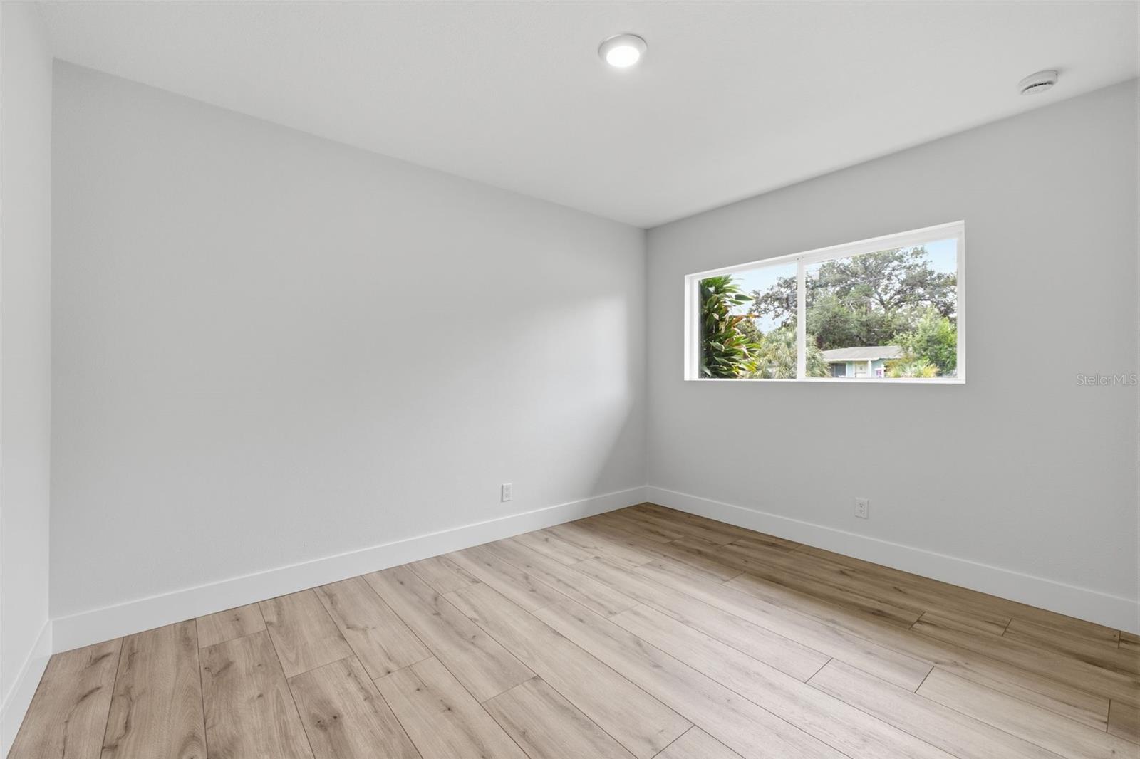 GANDY GARDENS 4 - Residential
