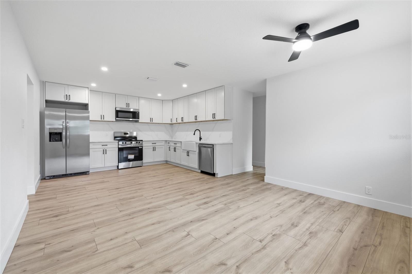 GANDY GARDENS 4 - Residential
