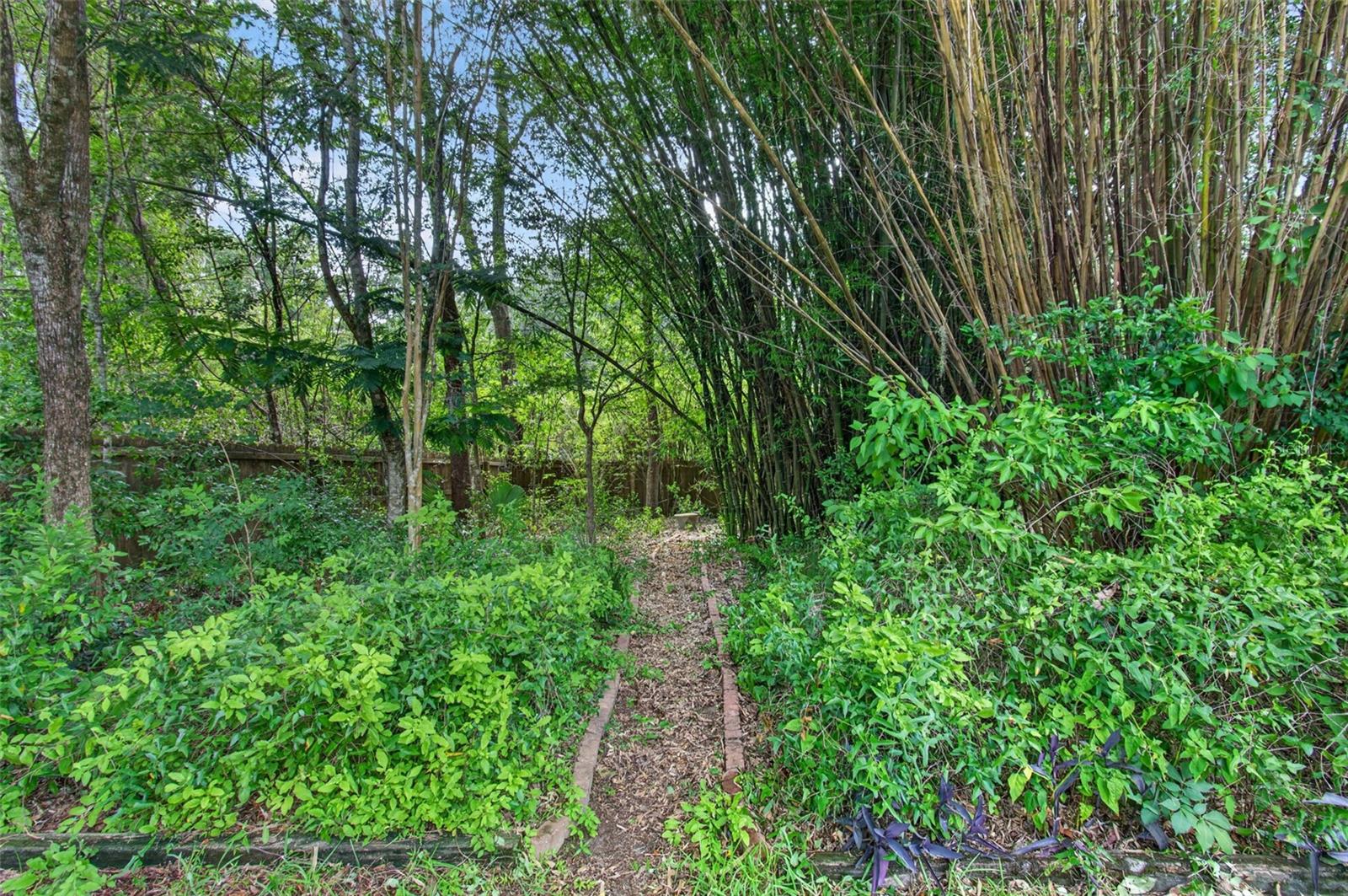 ROYAL GARDENS PH V - Residential